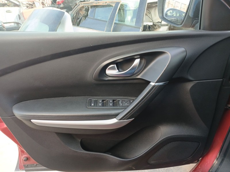 Recambio de guarnecido puerta delantera izquierda para renault kadjar (ha_, hl_) 1.3 tce 140 referencia OEM IAM 809016652r  