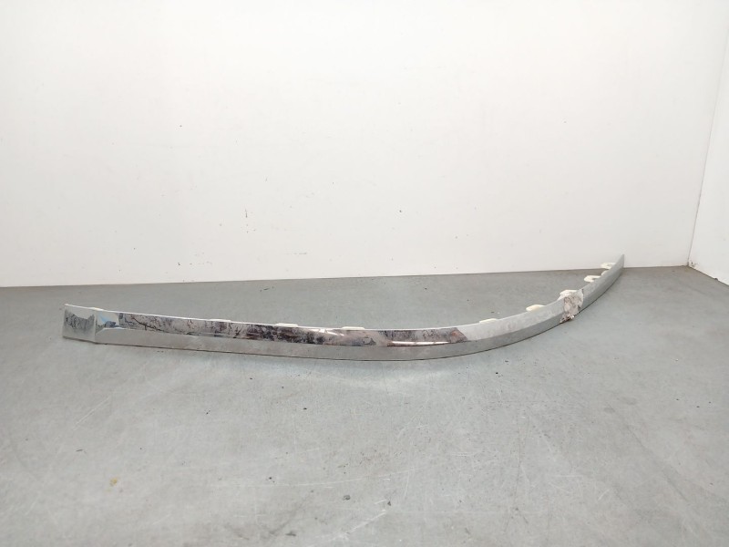 Recambio de molduras traseras para bentley bentayga (4v1) 4.0 d referencia OEM IAM 3SD807472  