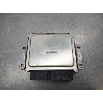 Recambio de centralita motor uce para opel vivaro c furgoneta (k0) 2.0 referencia OEM IAM 9818035080  