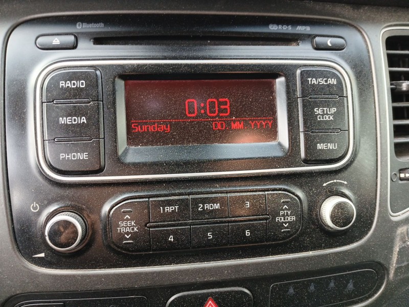 Recambio de sistema audio / radio cd para kia carens iv 1.7 crdi referencia OEM IAM 96170A4610C  