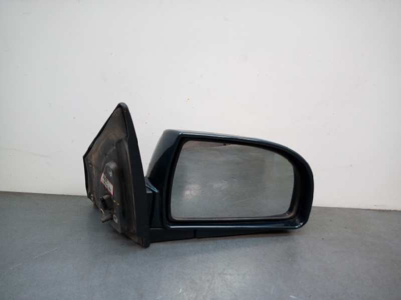 Recambio de retrovisor derecho para kia carens 2.0 turbodiesel cat referencia OEM IAM  5 PINES FALTA CARCASA BAJA
