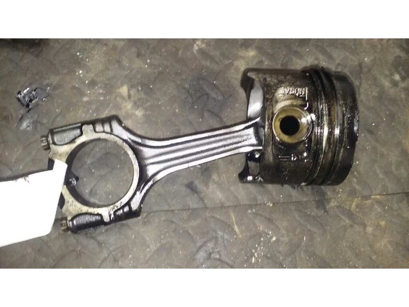 Recambio de piston para mercedes-benz vito (w638) caja cerrada 2.3 diesel referencia OEM IAM   