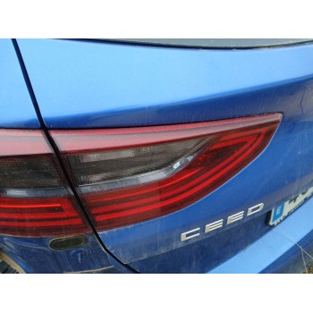 Recambio de piloto trasero izquierdo interior para kia ceed (cd) 1.0 t-gdi referencia OEM IAM 92403j7050  