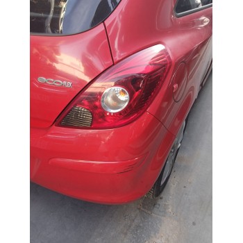 PILOTO TRASERO DERECHO 13186351 / 93189091 