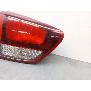 Recambio de piloto trasero izquierdo interior para kia carens iv 1.7 crdi referencia OEM IAM 92403A4500  