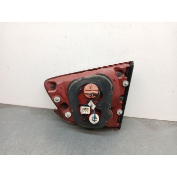 Recambio de piloto trasero izquierdo interior para kia carens iv 1.7 crdi referencia OEM IAM 92403A4500  