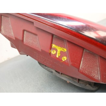 Recambio de piloto trasero izquierdo interior para kia carens iv 1.7 crdi referencia OEM IAM 92403A4500  