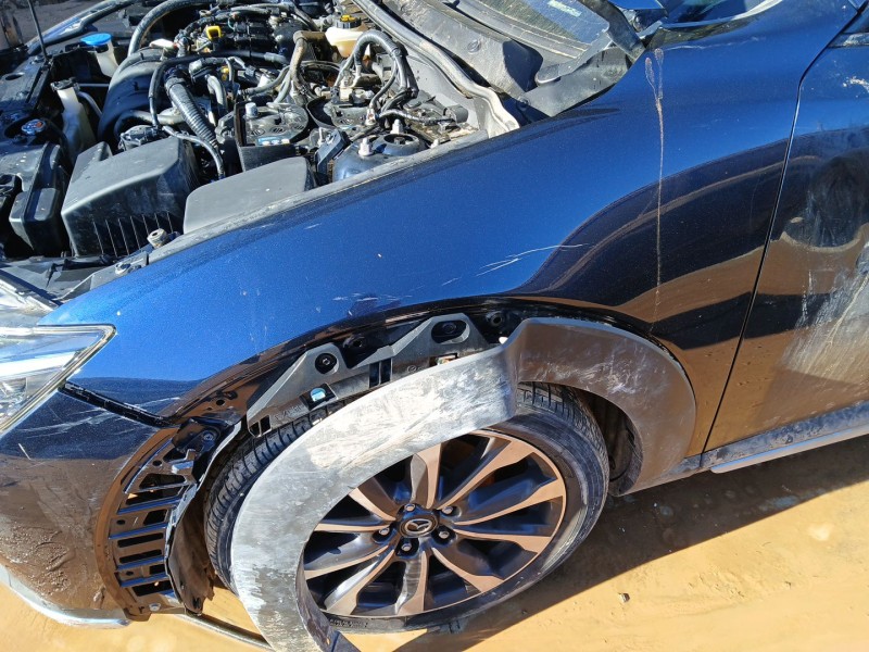 Recambio de aleta delantera izquierda para mazda cx-3 (dk) 2.0 skyactiv-g referencia OEM IAM D10E52211C  