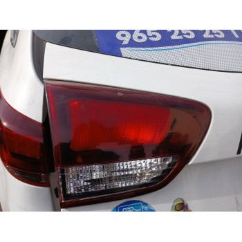 Recambio de piloto trasero izquierdo interior para kia carens iv 1.7 crdi referencia OEM IAM 92403A4500  