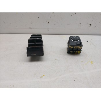 Recambio de mando elevalunas delantero izquierdo para kia ceed (cd) 1.6 crdi 136 referencia OEM IAM 93571J7200  18/12