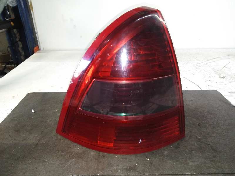 Recambio de piloto trasero izquierdo para citroën c5 berlina 1.6 16v hdi fap referencia OEM IAM S / R  