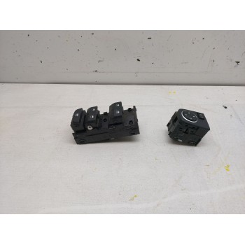 Recambio de mando elevalunas delantero izquierdo para kia ceed (cd) 1.6 crdi 136 referencia OEM IAM 93571J7200  18/12