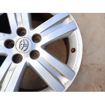 Recambio de llanta para toyota auris sport referencia OEM IAM HL42813  