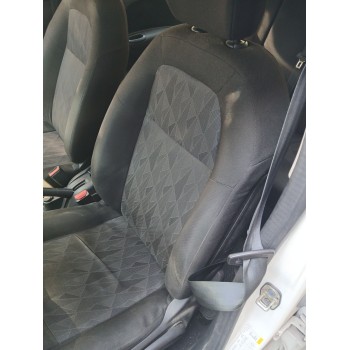 ASIENTO DELANTERO IZQUIERDO 
