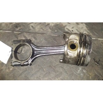 Recambio de piston para mercedes-benz vito (w638) caja cerrada 2.3 diesel referencia OEM IAM   