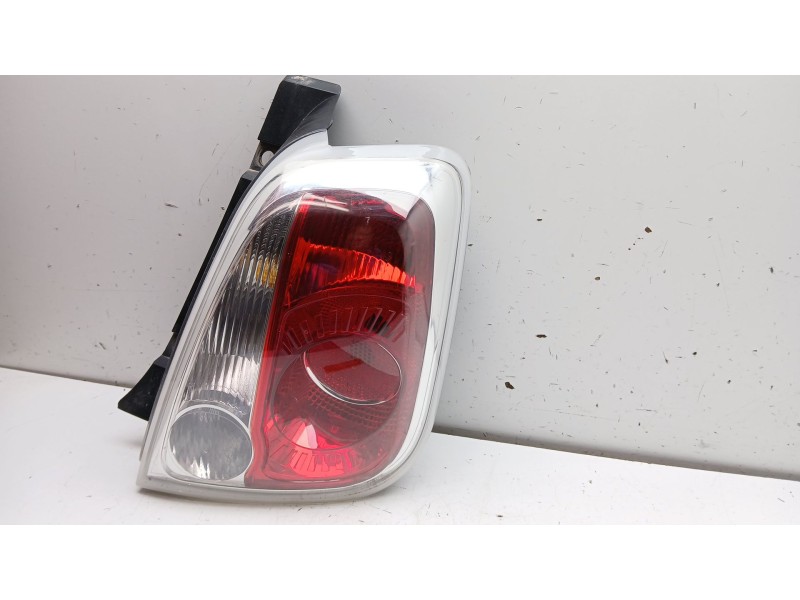 Recambio de piloto trasero derecho para fiat 500 (312_) 1.3 d multijet (312axb1a) referencia OEM IAM   