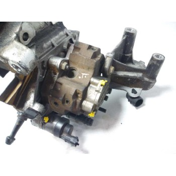 Recambio de bomba inyeccion para renault megane ii berlina 5p 1.9 dci diesel referencia OEM IAM 8200108225 0445010075 