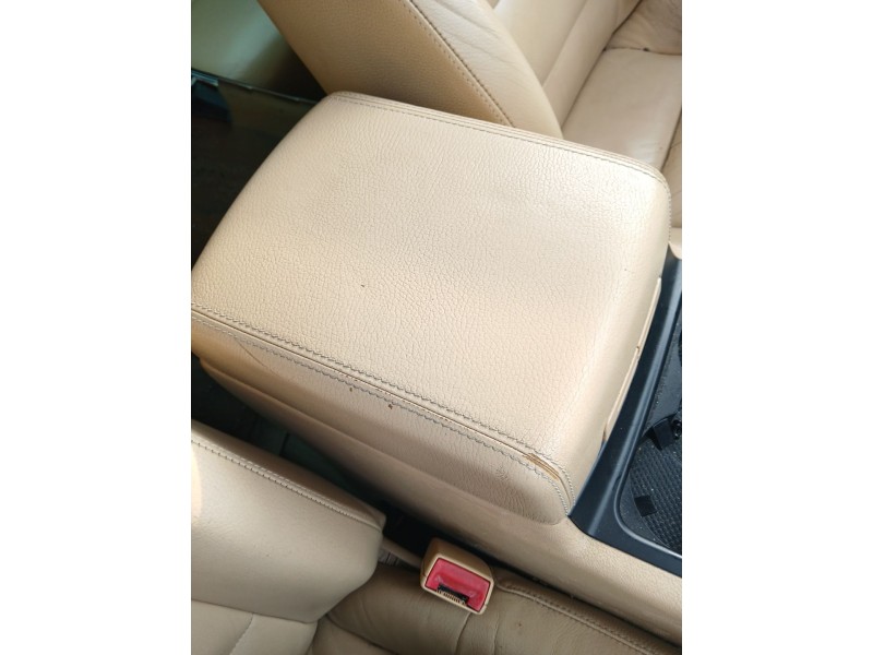 Recambio de apoyabrazos central para volkswagen touareg (7la, 7l6, 7l7) 2.5 r5 tdi referencia OEM IAM CUERO BEIGE  