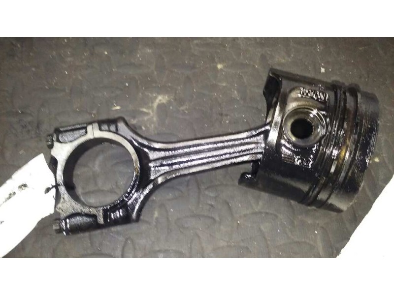 Recambio de piston para mercedes-benz vito (w638) caja cerrada 2.3 diesel referencia OEM IAM   