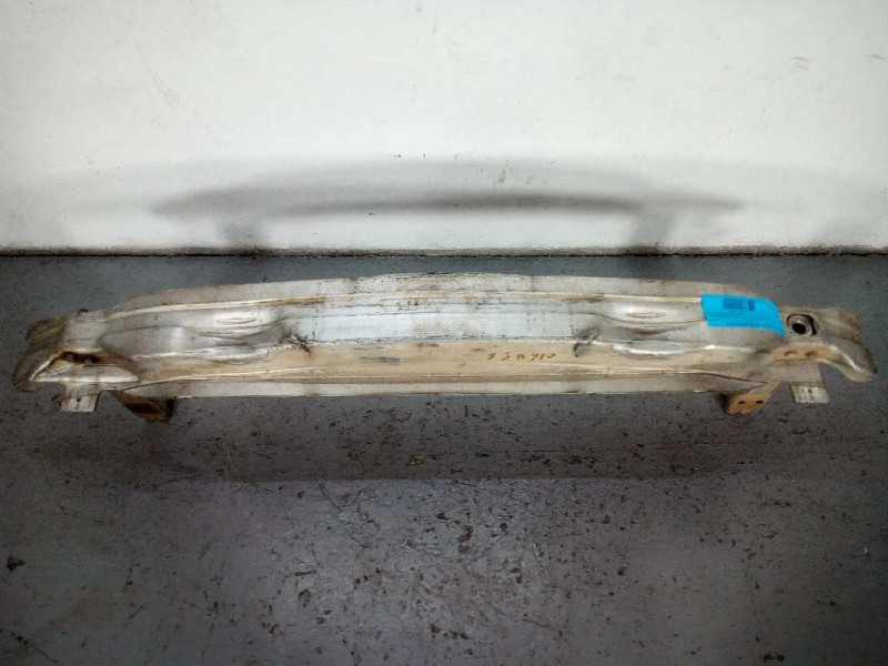 Recambio de refuerzo paragolpes delantero para audi a6 berlina (4f2) 2.7 tdi referencia OEM IAM   