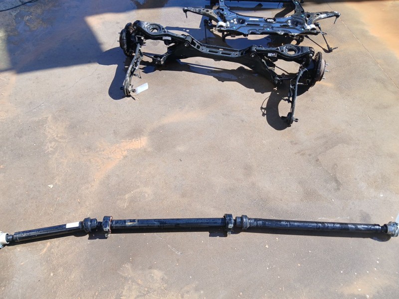 Recambio de transmision central para volvo xc60 ii (246) b4 mild-hybrid awd referencia OEM IAM p32249774  