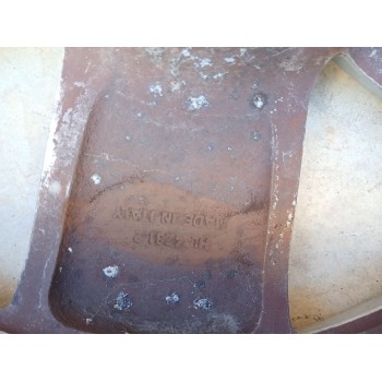 Recambio de llanta para toyota auris sport referencia OEM IAM HL42813  