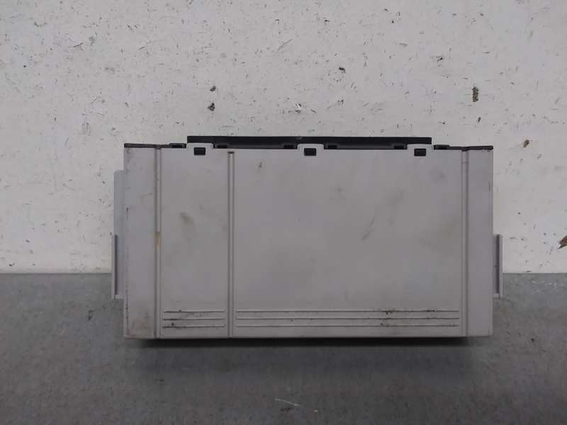 Recambio de modulo electronico para lexus is 300h referencia OEM IAM 8264453010B  