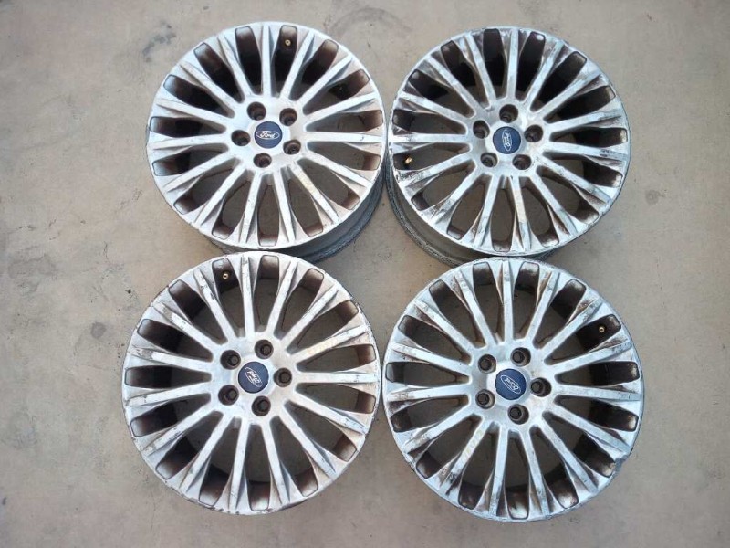 Recambio de juego llantas para ford c-max edition referencia OEM IAM BM5J1007GB X4 17