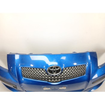 Recambio de paragolpes delantero para toyota yaris live referencia OEM IAM 521190D130  