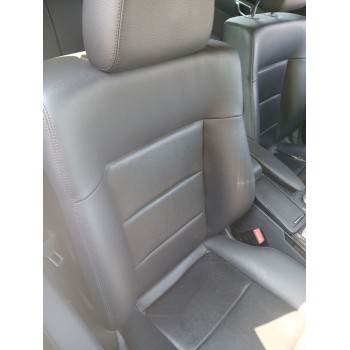 ASIENTO DELANTERO DERECHO 