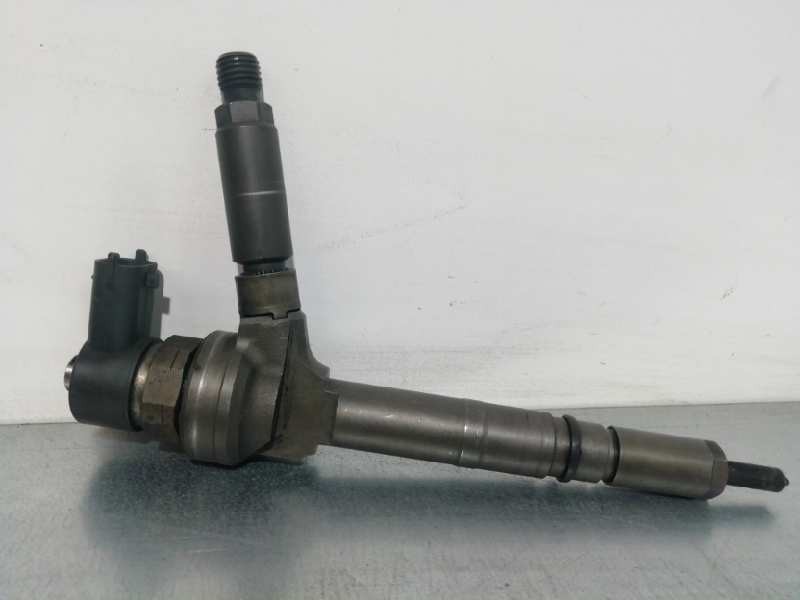 Recambio de inyector para opel astra h ber. 1.7 16v cdti referencia OEM IAM 0445110175  