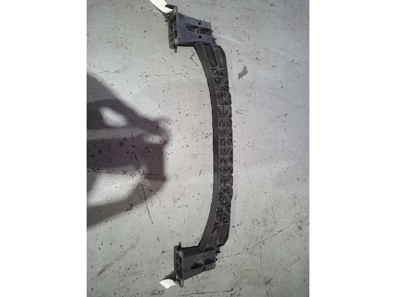 Recambio de travesaño inferior para peugeot 308 confort referencia OEM IAM 9656741480  