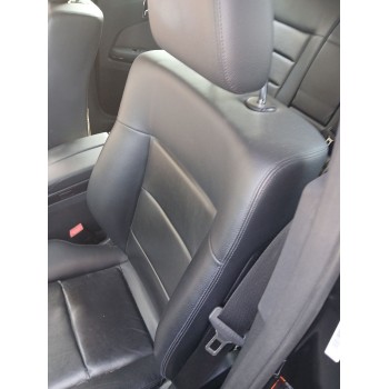 ASIENTO DELANTERO IZQUIERDO 