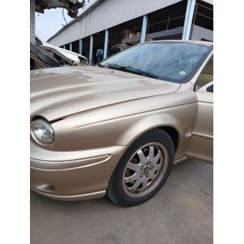 ALETA DELANTERA IZQUIERDA 