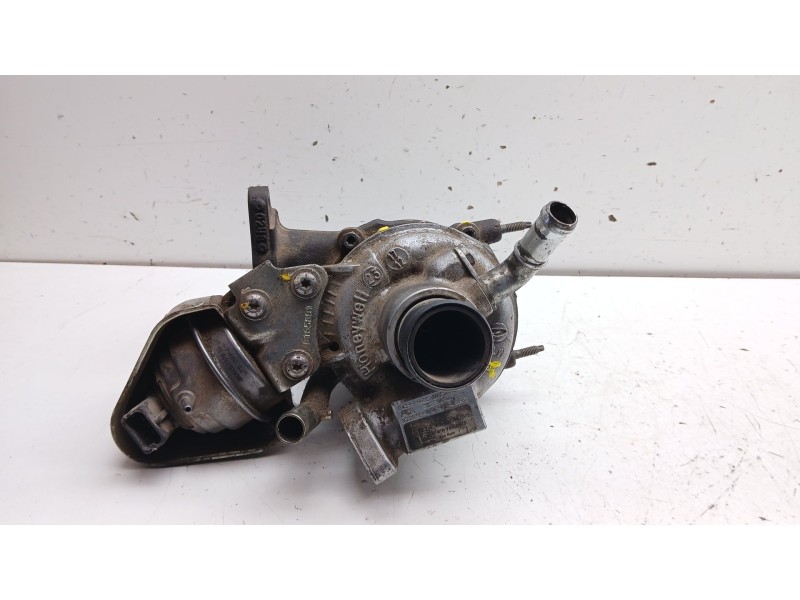 Recambio de turbocompresor para fiat fiorino 1.3 16v m-jet cat referencia OEM IAM 55278596 95524002 8220999