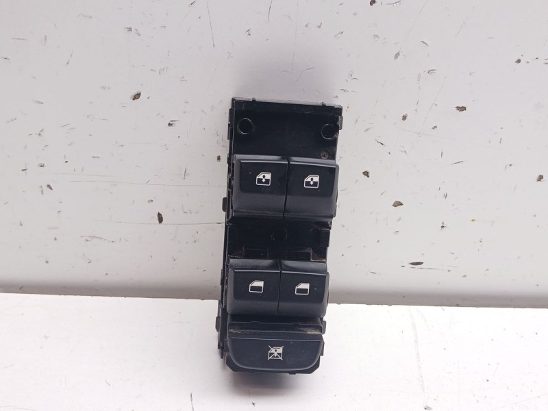 Recambio de mando elevalunas delantero izquierdo para kia ceed (cd) 1.0 t-gdi referencia OEM IAM 93570j7120  