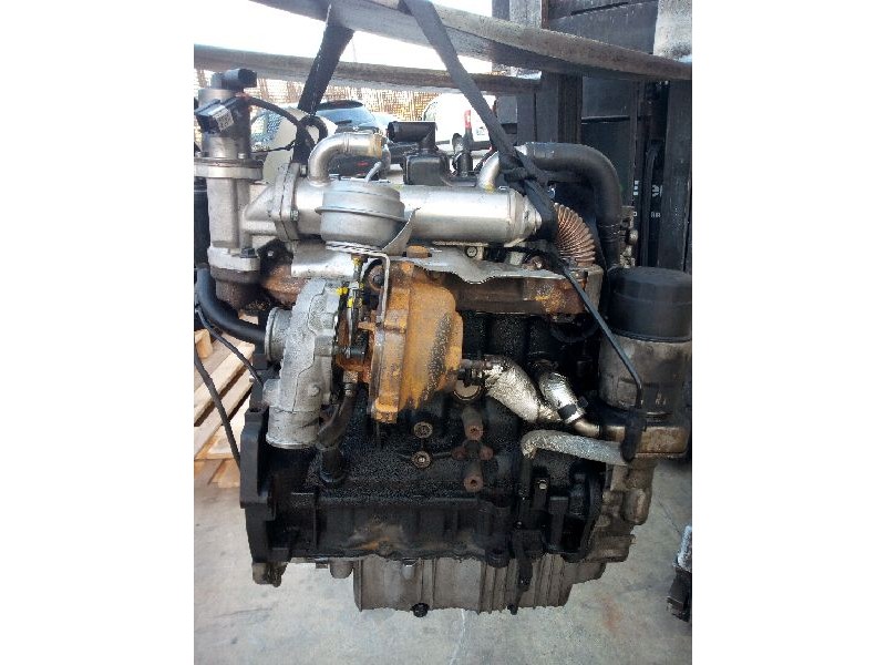 Recambio de motor casco para kia cee´d emotion referencia OEM IAM D4EA  