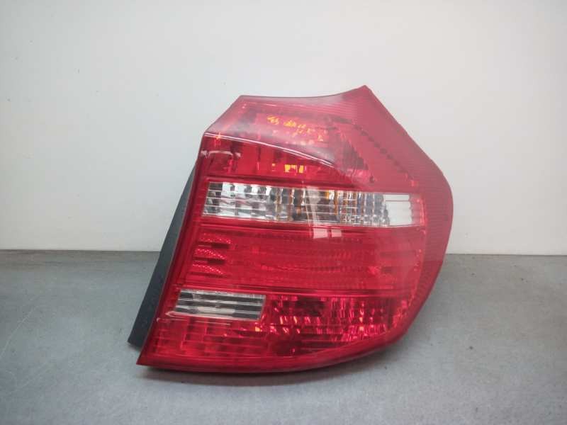 Recambio de piloto trasero derecho para bmw serie 1 berlina (e81/e87) 116d referencia OEM IAM 715495607 89074651 2 SERIE