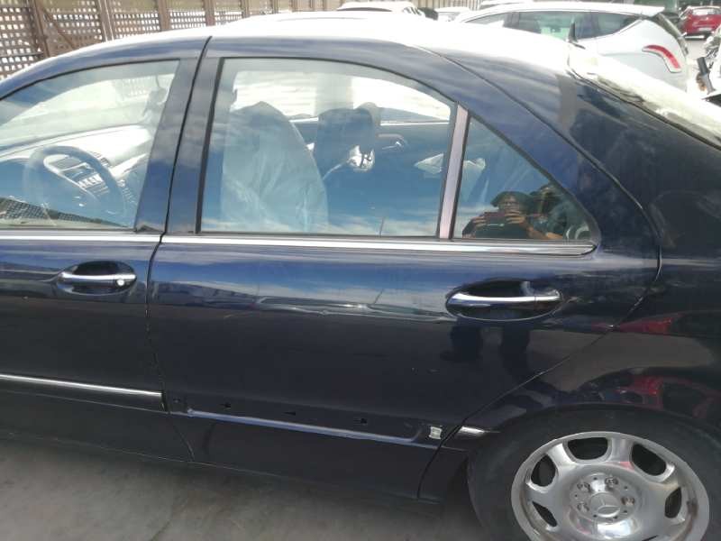 Recambio de puerta trasera izquierda para mercedes-benz clase s (w220) berlina 320 cdi (220.026) referencia OEM IAM A2207300105 