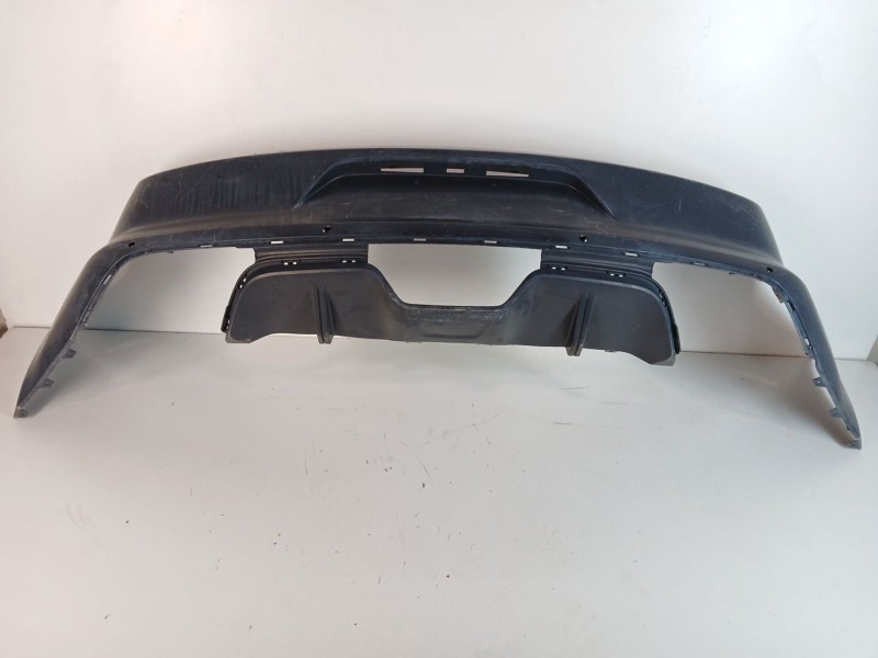 Recambio de paragolpes trasero para ford mustang gt referencia OEM IAM fr3b17d781b  