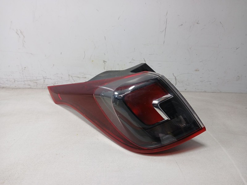 Recambio de piloto trasero izquierdo para opel crossland x / crossland (p17, p2qo) 1.2 (75) referencia OEM IAM 2sd2237  