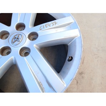 Recambio de llanta para toyota auris sport referencia OEM IAM HL42813  