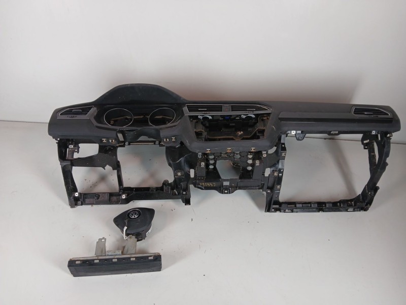 Recambio de kit airbag para volkswagen tiguan (ad1, ax1) 2.0 tdi 4motion referencia OEM IAM   sin pretensores