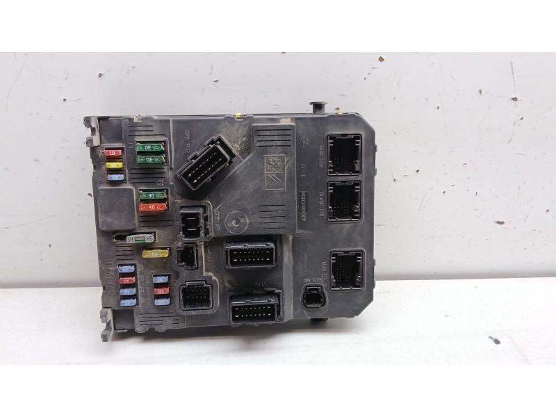 Recambio de centralita bsi para peugeot 206 van 1.4 hdi referencia OEM IAM 9657999780 s118085220f 