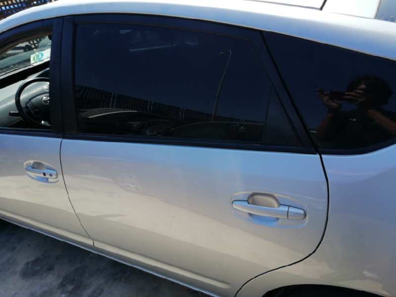Recambio de puerta trasera izquierda para toyota prius (nhw20) 1.5 cat referencia OEM IAM 6700447040 GRIS PLATA 6700447040