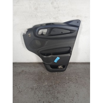 GUARNECIDO PUERTA DELANTERA DERECHA 