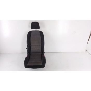 ASIENTOS TRASERO DERECHO 