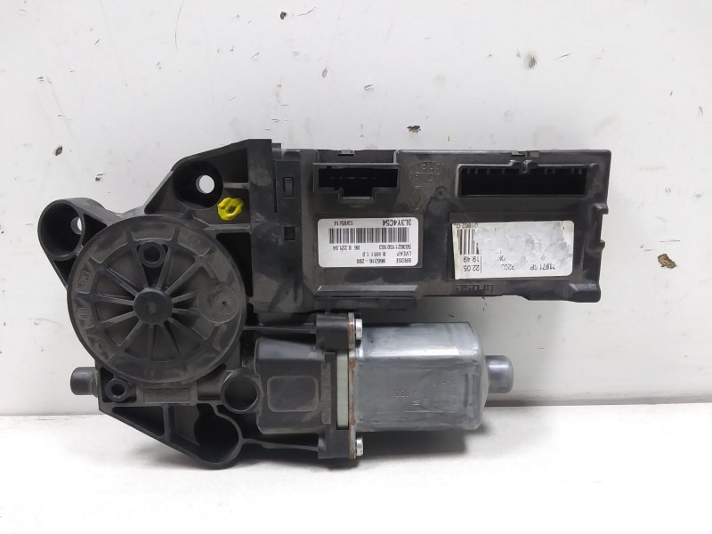 Recambio de motor techo electrico para renault scenic iii bose edition referencia OEM IAM 966316200  