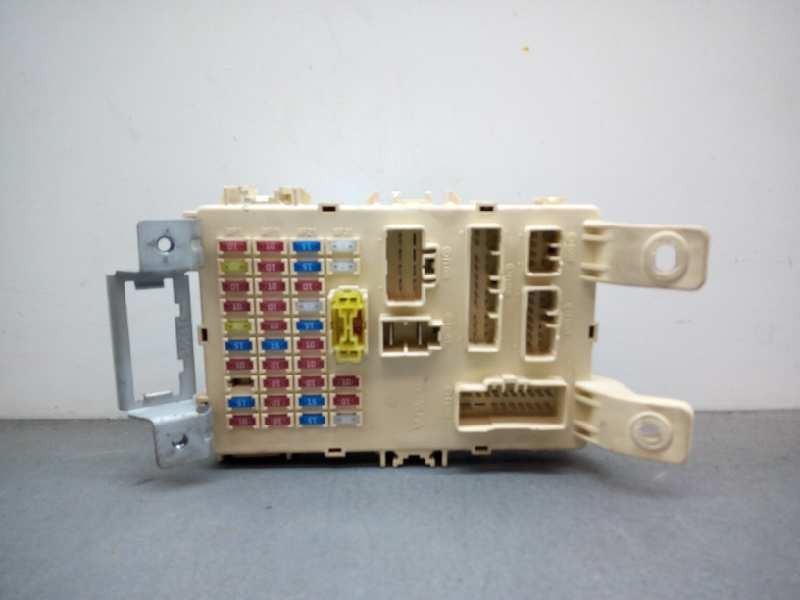 Recambio de caja reles / fusibles para hyundai i20 comfort referencia OEM IAM 919501J030  