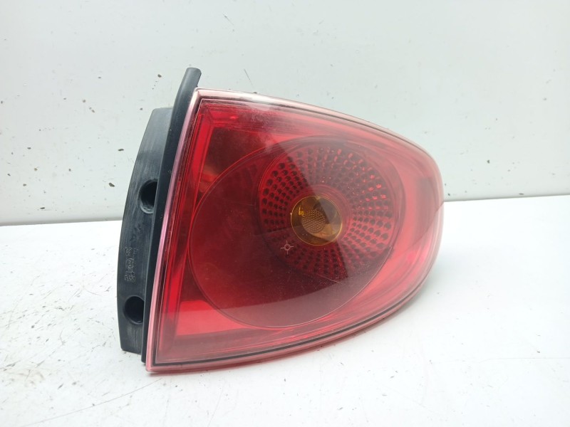 Recambio de piloto trasero derecho para seat altea (5p1) 1.9 tdi referencia OEM IAM 5P0945096D  